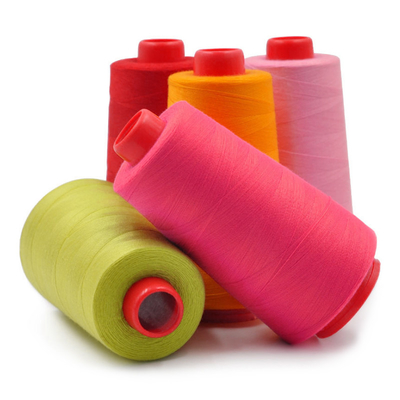 Goed evenwicht Polyester kern gesponnen draad Meerkleurige draden voor naaien