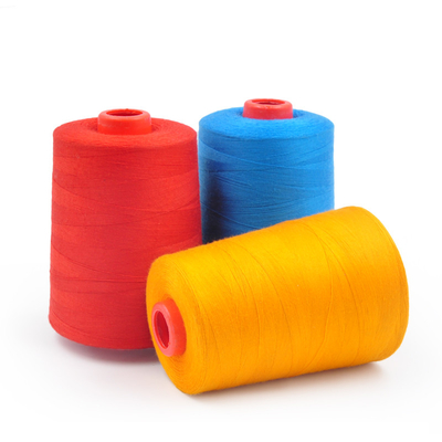 Goed evenwicht Polyester kern gesponnen draad Meerkleurige draden voor naaien