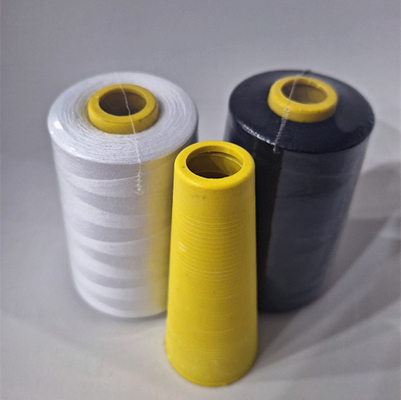 In voorraad 3000 Yards Hilos De Coser Spun Polyester Naai Garens TKT Garen 40/2 Polyester Naai Garens