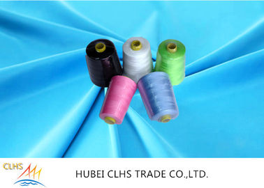 De lage Naaiende Draad van de Inkrimpings100% Polyester met TFO of Ring Gesponnen Technieken