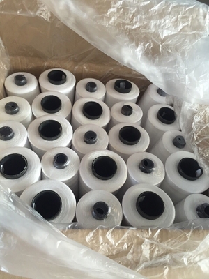 Witte kleur 40/2 Polyester naalddraad voor kleding