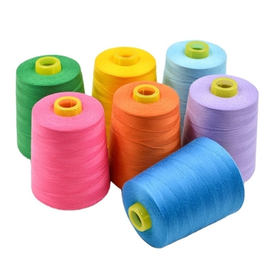 Meerdere kleuren polyesterdraad Polyesternaad 402 Naaddraad