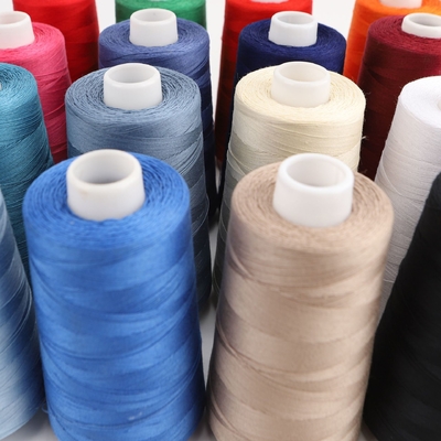 China Vervaardiger Verkoop Naalddraad Draden voor het naaien Goedkope prijs Polyester draad