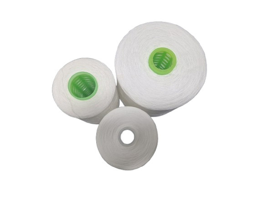 Garens van gesponnen polyester 202 203 402 403 Voor het breien van polyesternaad