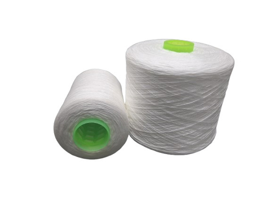 402 403 Geverfd polyestergarens van 100% polyester gesponnen garens voor naaigarn van polyester