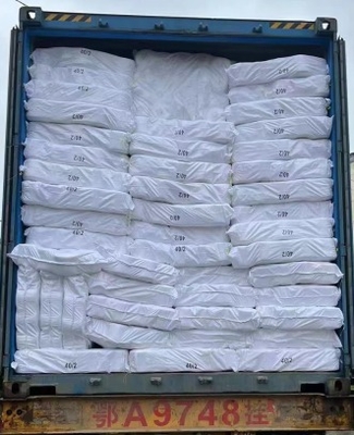Hoge sterkte 30/2 onbewerkt wit 100% polyester gesponnen naaigaren met goedkope prijs
