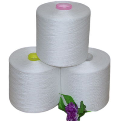 100% de maagdelijke Polyester Gesponnen Naaiende Draad van het Polyestergaren Vriendschappelijke Eco 40/2 -